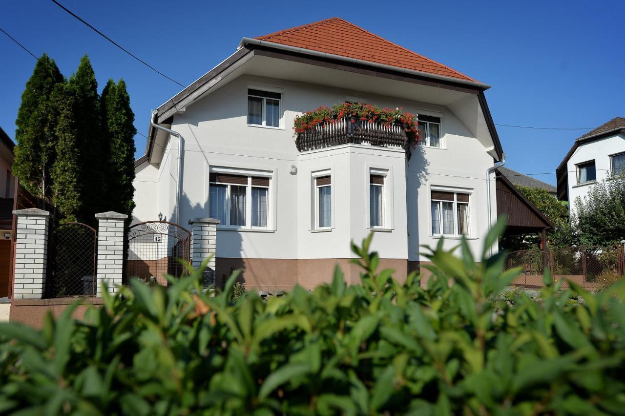 Apartment Hajduhegy Vendeghaz Eger