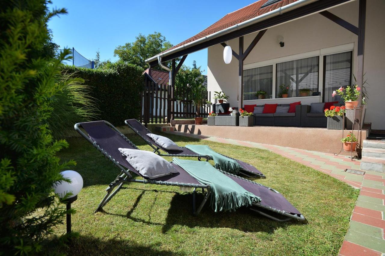 Hajduhegy Vendeghaz Apartmán