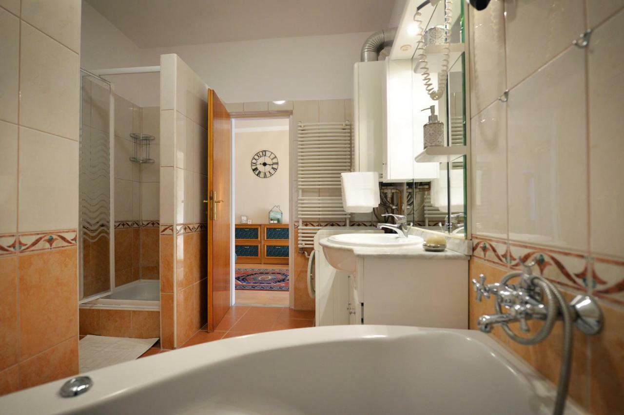 Apartment Hajduhegy Vendeghaz *